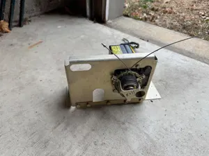 Piper PA32 KAP 150 Autopilot Roll Servo and Bracket {CB}